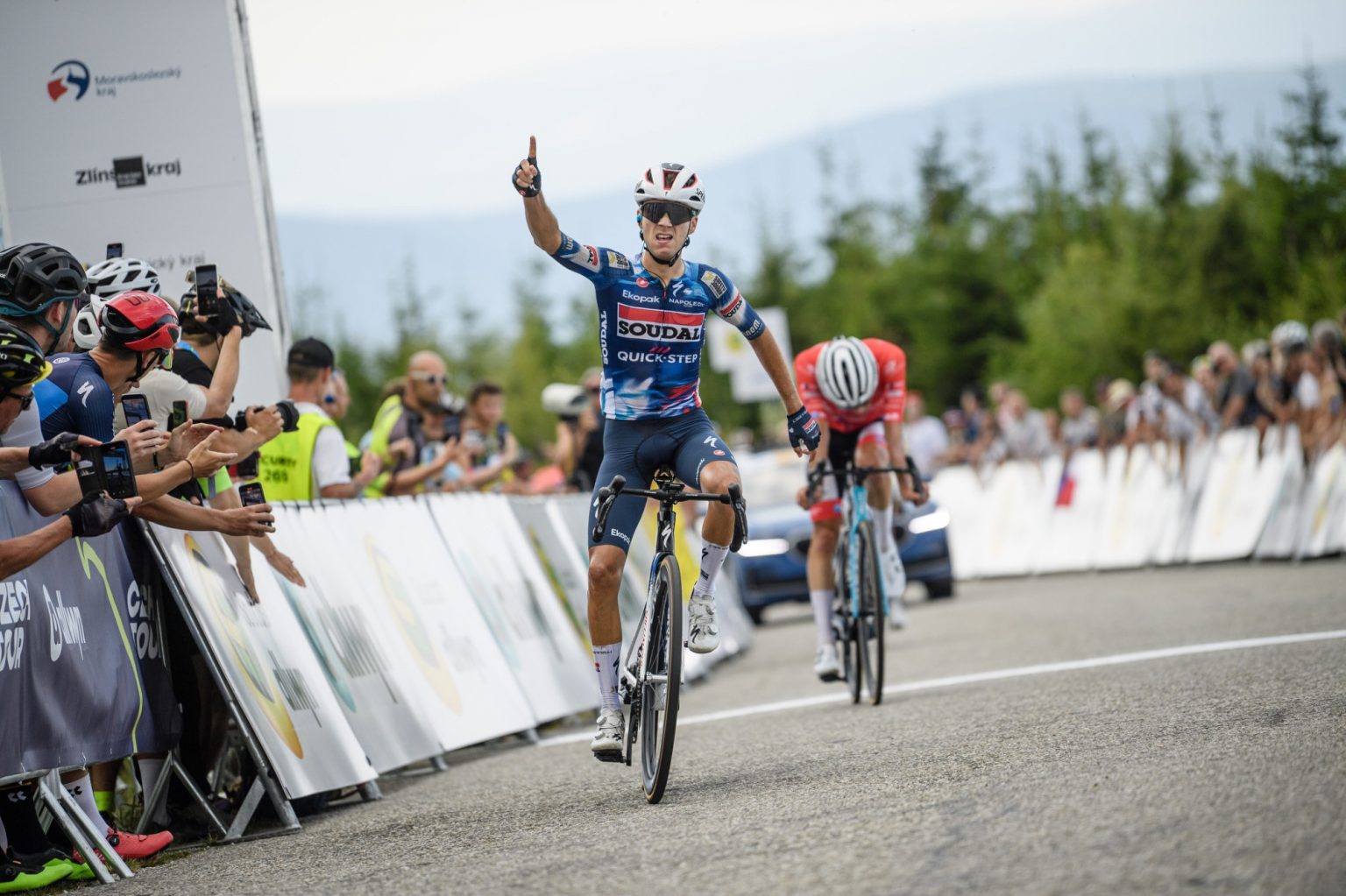 CZECH TOUR E2 / Junior Lecerf s’impose devant Fancellu et Uijtdebroeks