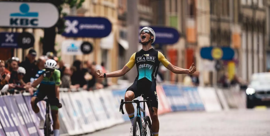 LARS PEERS, LE JEUNE PRODIGE BELGE REJOINT LA GALAXIE RED BULL !